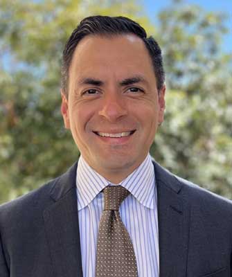 Dr. Robert Hernandez