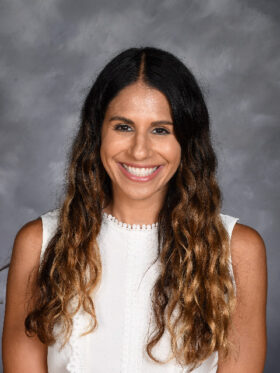 Sara Zakarian