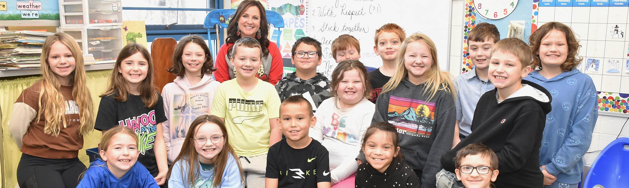 Class group photo with their teacher