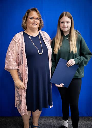 Student receiving a VIP award
