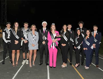 homecoming court