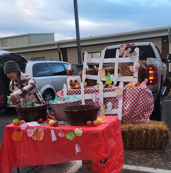 TrunkOrTreat Harvest Decoration