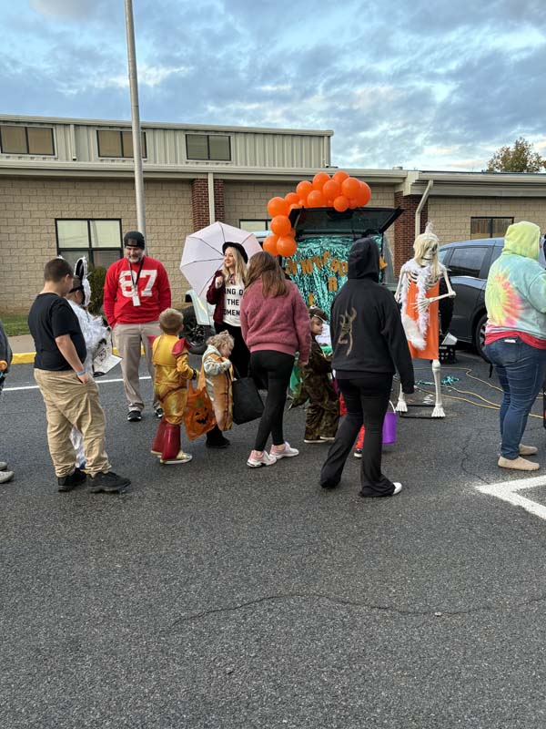 TrunkOrTreat Kids Visiting Cars